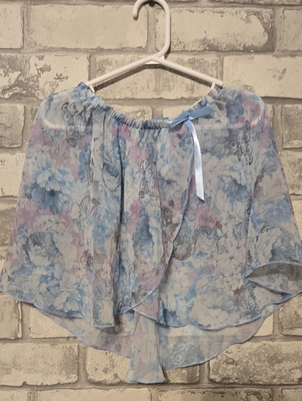 Body Wrappers Light Blue Dancewear Label and Sheer Fabric Pull-On Skirt